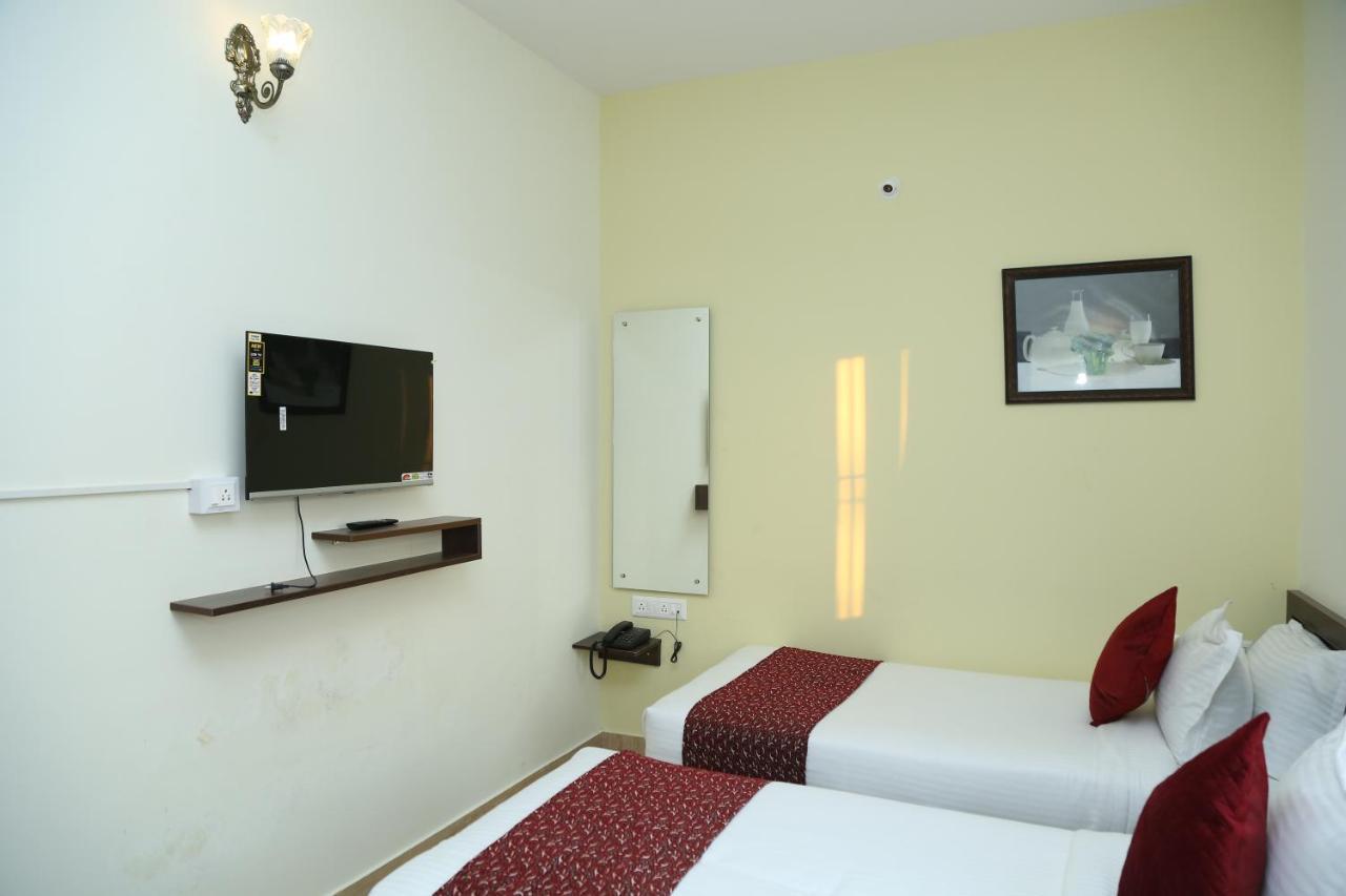 Hotel Bangalore Airport Inn, Airport Pickup & Drop Available 24X7 Yelahanka Exterior photo